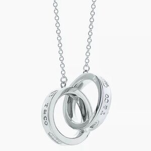 Tiffany interlocking circles pendant 18”
